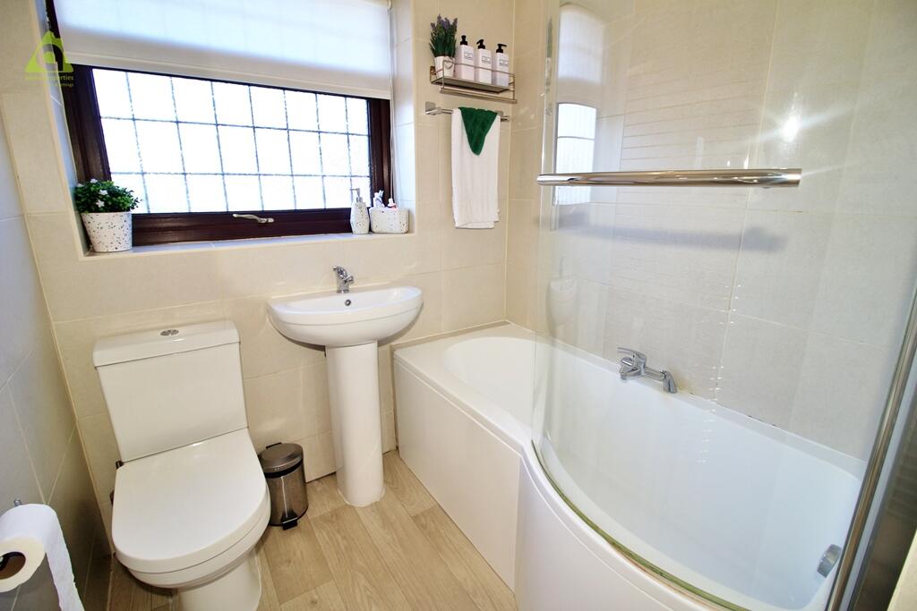 Additional property image - Collingwood Way, Westhoughton, BL5 3TS