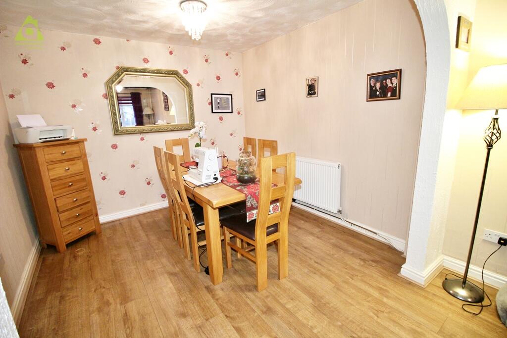 Additional property image - Southover, Westhoughton, BL5 2HT