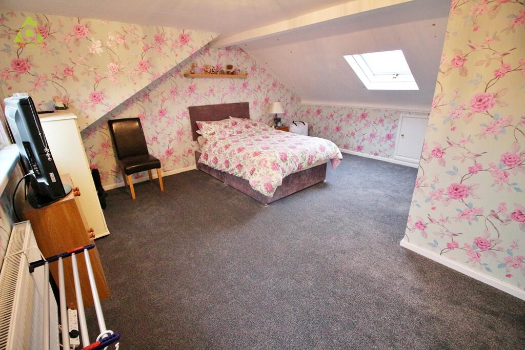 Additional property image - Southover, Westhoughton, BL5 2HT