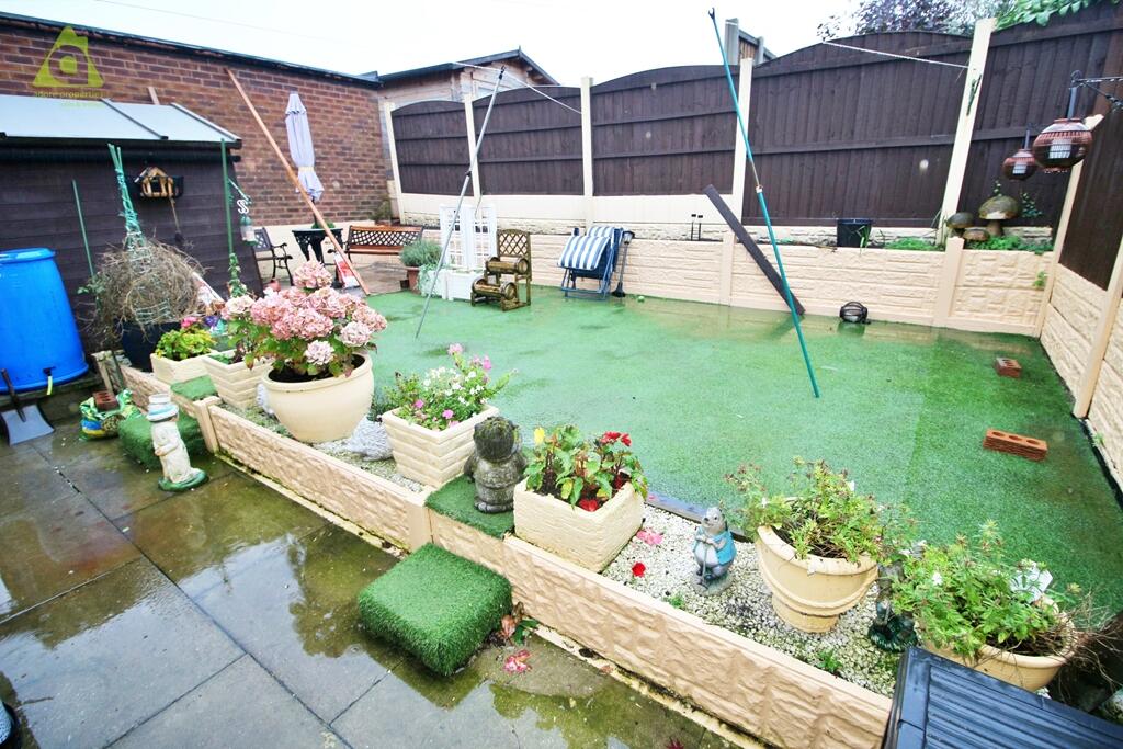 Additional property image - Southover, Westhoughton, BL5 2HT