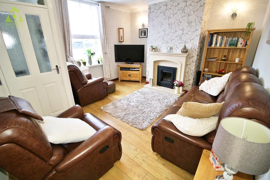 Additional property image - Chorley Road, Westhoughton, BL5 3LZ