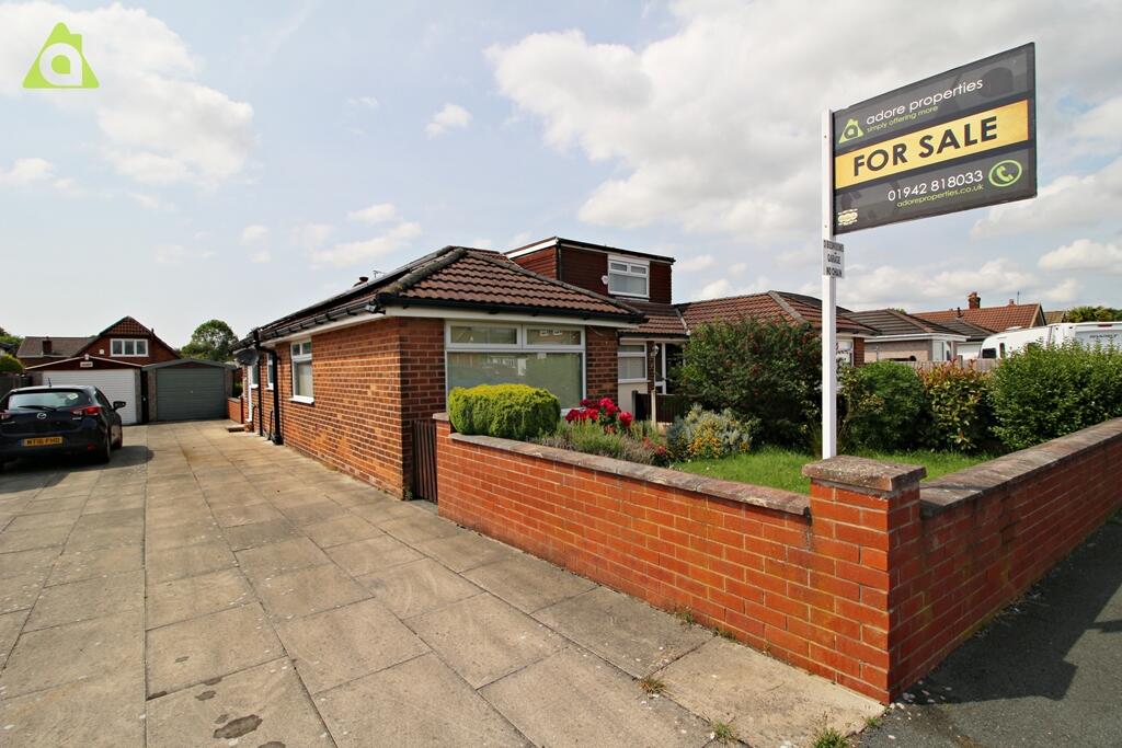 Main image of property: Clive Road, Westhoughton, BL5 2HR
