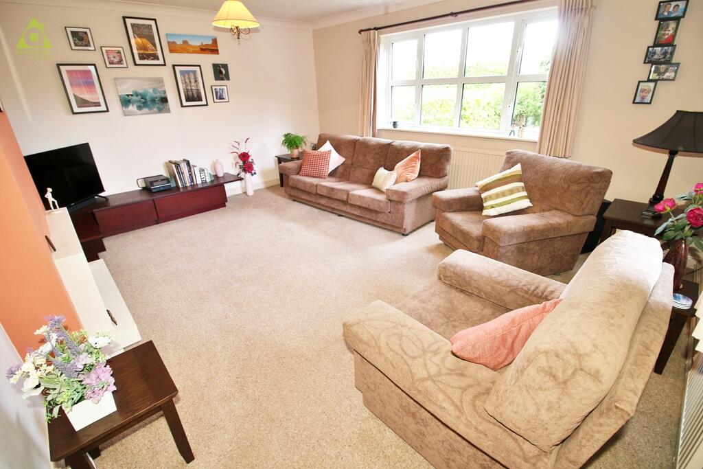 Additional property image - The Hoskers, Westhoughton, BL5 2DW