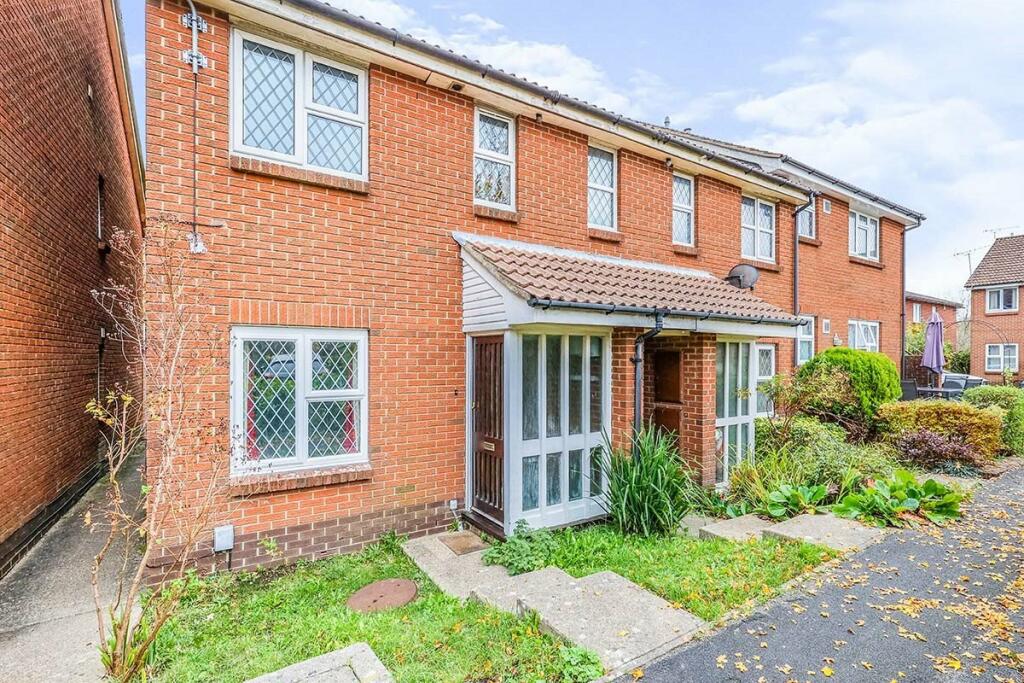 Main image of property: Arragon Court, Waterlooville, Hampshire, PO7