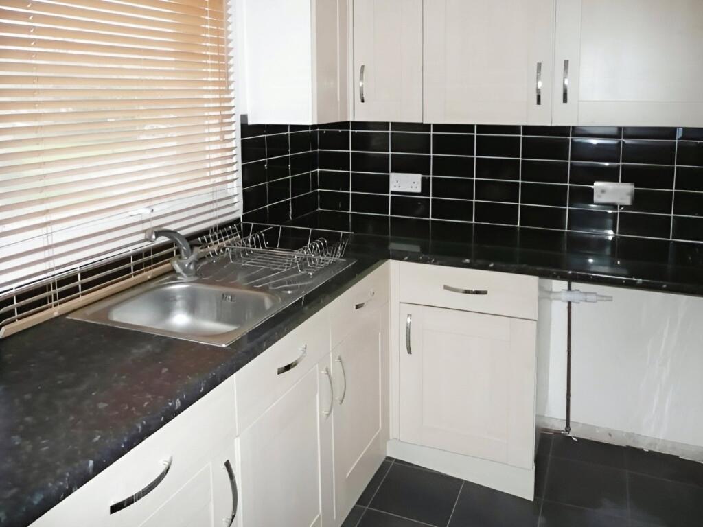 Main image of property: Purbrook Gardens, Waterlooville, Hampshire, PO7