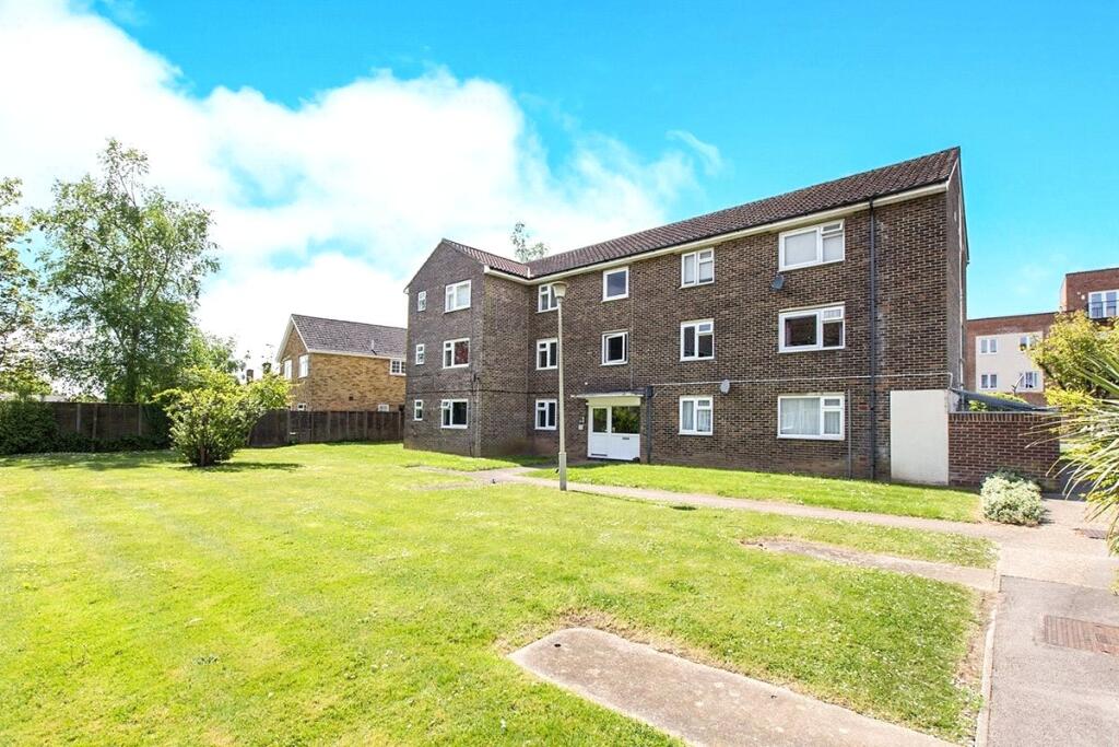 Main image of property: Crombie Close, Waterlooville, Hampshire, PO8