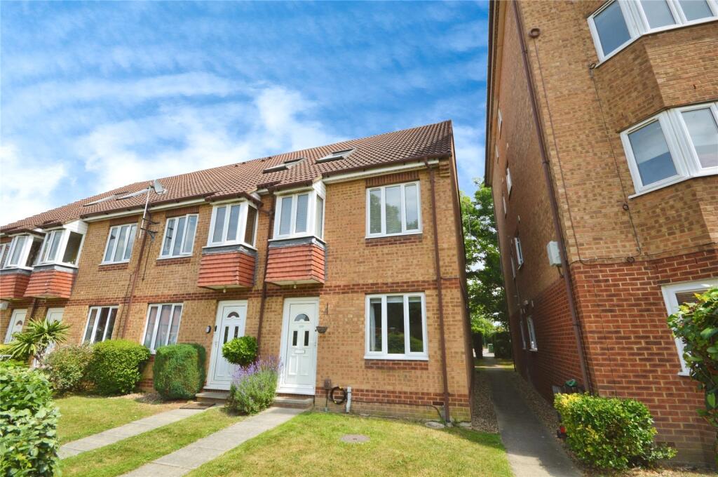 Main image of property: Varsity Drive, Twickenham, TW1