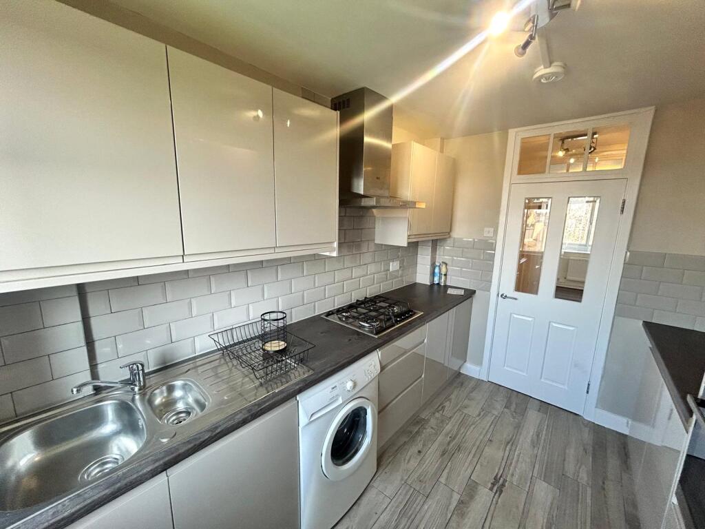 Main image of property: Balham Hill, London, SW12