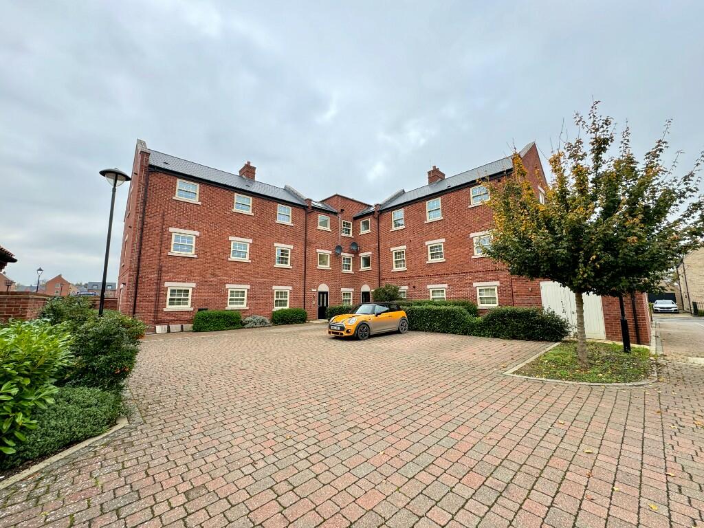 Main image of property: Central Avenue, Brampton, Cambridgeshire, PE28 4QL