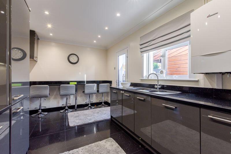 Additional property image - Ridgeway, Dartford