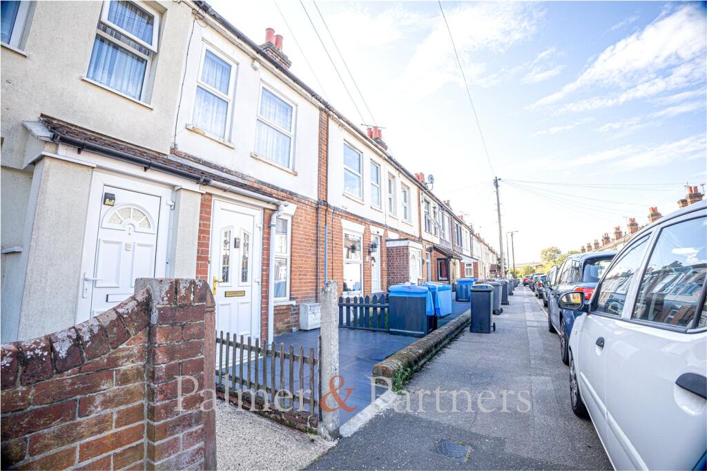 Main image of property: Riverside Road, Ipswich, Suffolk, IP1