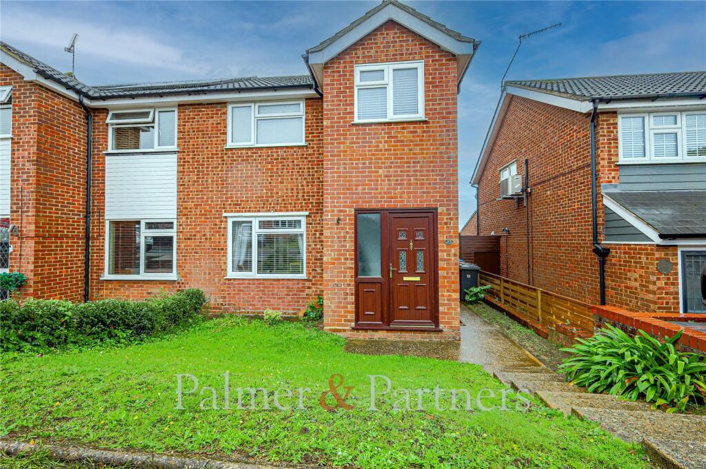 Main image of property: Chatsworth Crescent, Ipswich, Suffolk, IP2