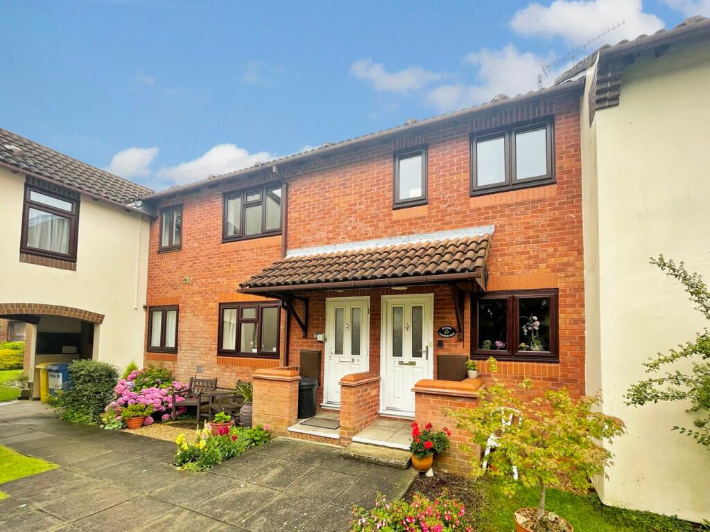2 bedroom retirement property for sale in King V Road, Amersham, HP6