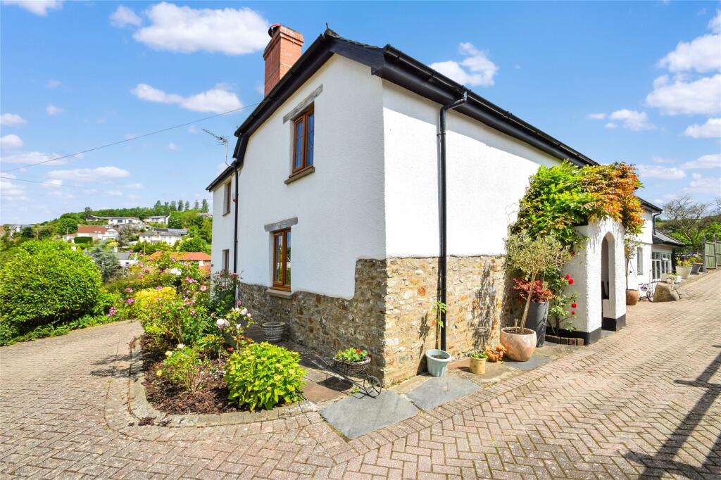 Equestrian facility for sale in Easter Street, Tawton