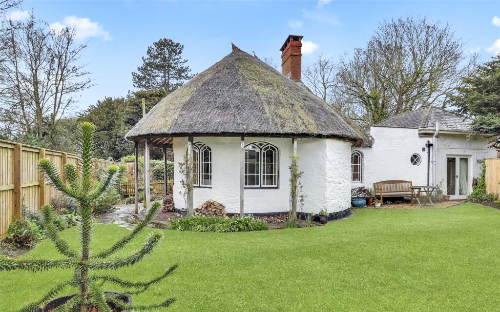 Main image of property: Chapel Cleeve, Minehead, Somerset, TA24
