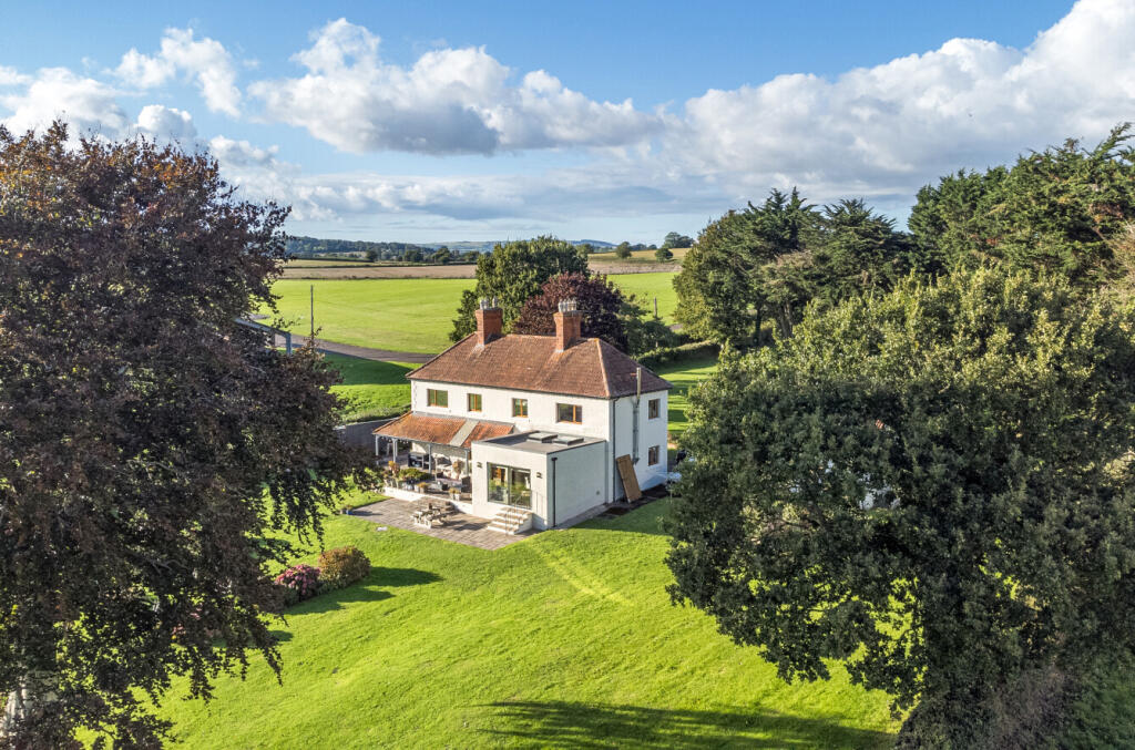 Main image of property: Milverton, Taunton, Somerset, TA4
