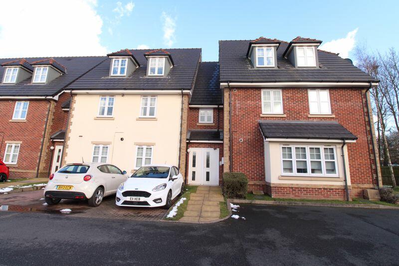 2 bedroom flat for sale in Greenside Court, Coppice Road, Walsall Wood