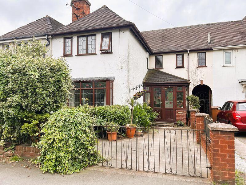 3 bedroom terraced house for sale in Chase Road, Brownhills, Walsall
