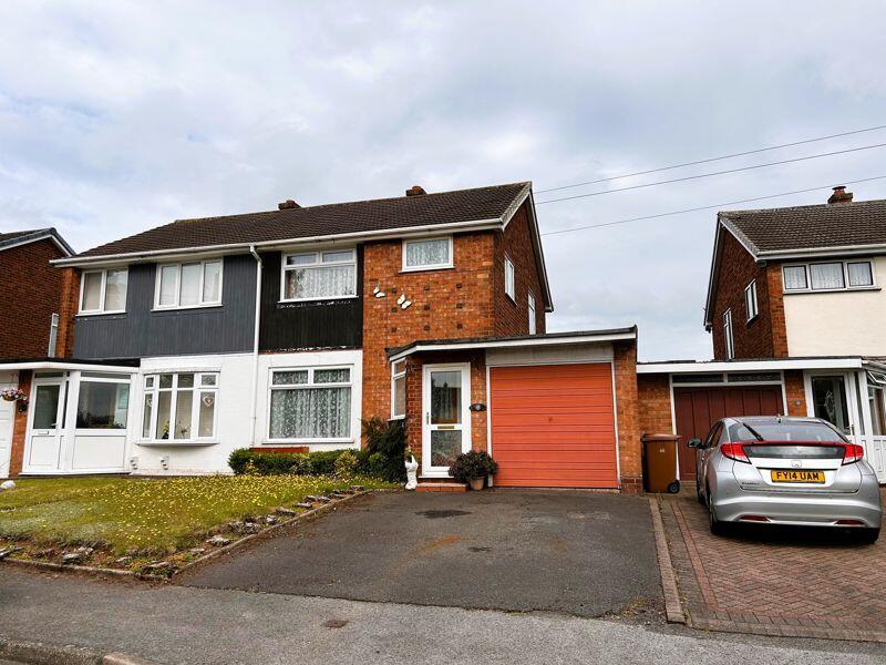 3 Bedroom Semi Detached House For Sale In Middleton Road Brownhills