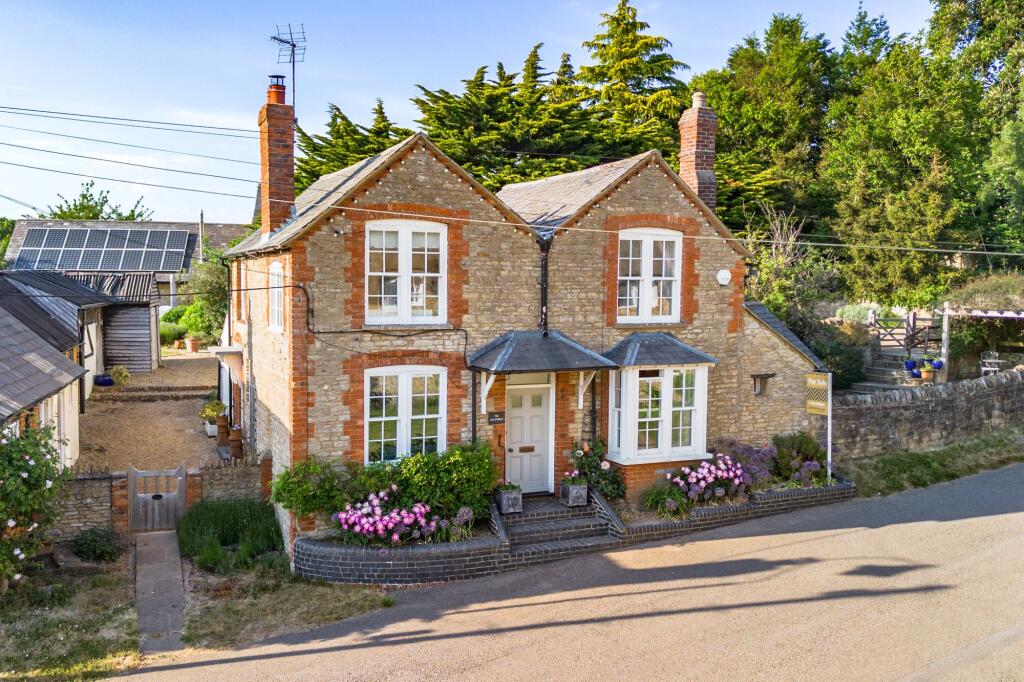 Main image of property: Common Street, Ravenstone, MK46