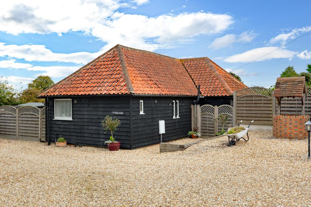 Main image of property: The Falconry, Bedford Road, Husbourne Crawley