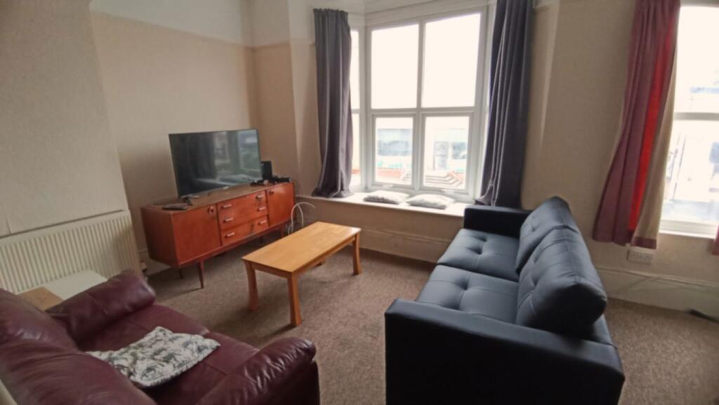 Main image of property: 496a Bristol Road, B29 6BD