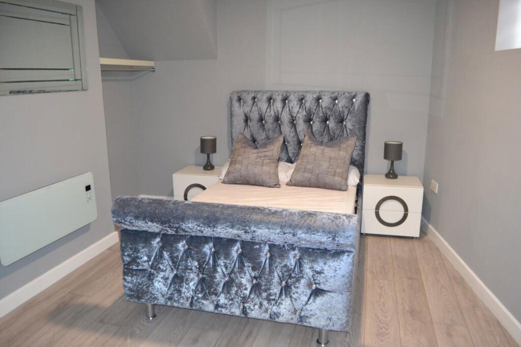 Main image of property: Room 2, 874 Pershore Road, B29 7LS