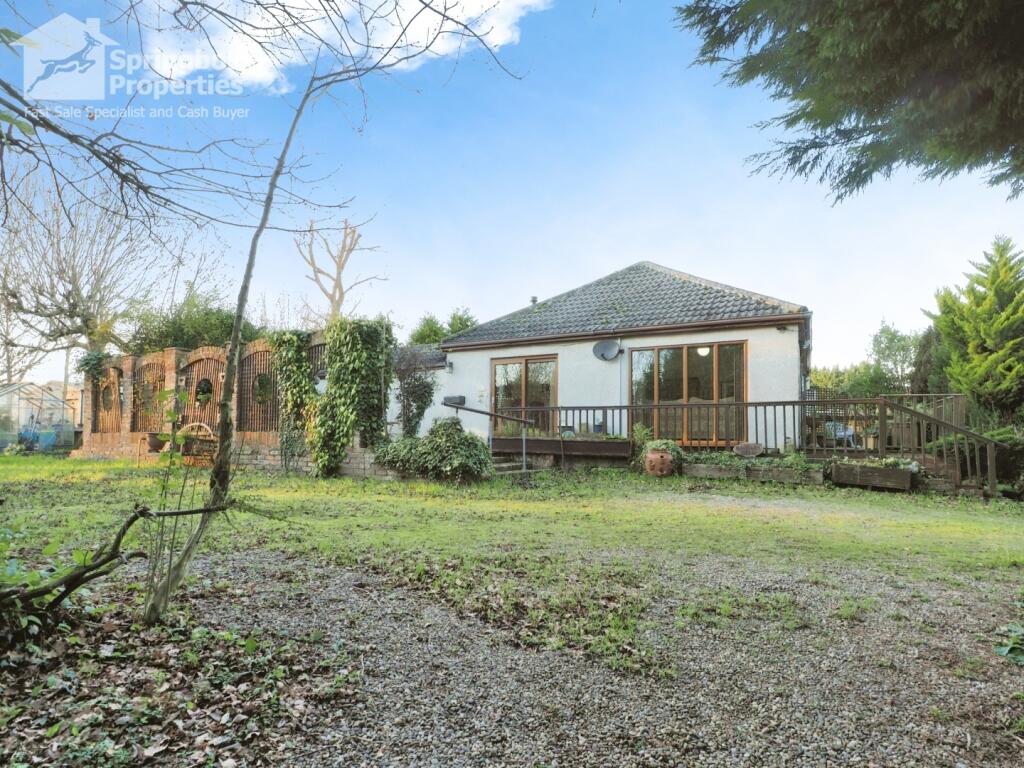 2 bedroom semidetached bungalow for sale in The Bungalows, Kettleby