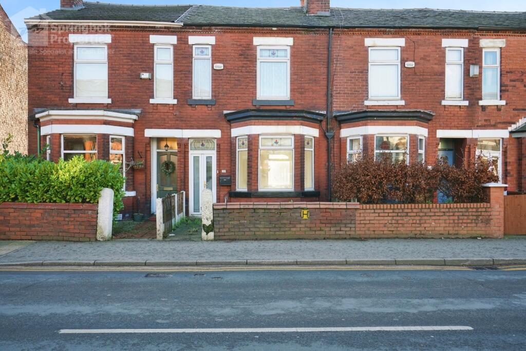 2 bedroom terraced house for sale in Parrin Lane, Eccles, Manchester