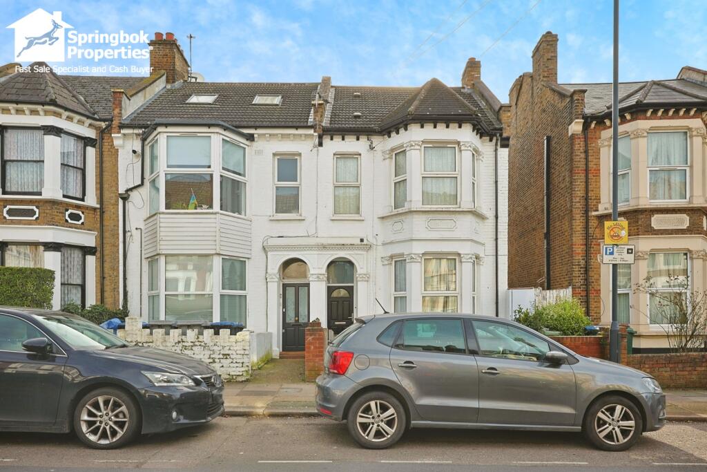 2 bedroom apartment for sale in Tubbs Road, Willesden, London The