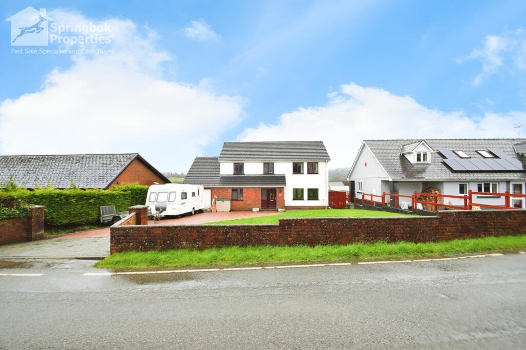 4 bedroom detached house for sale in Llanpumsaint, Carmarthen, Dyfed, SA33