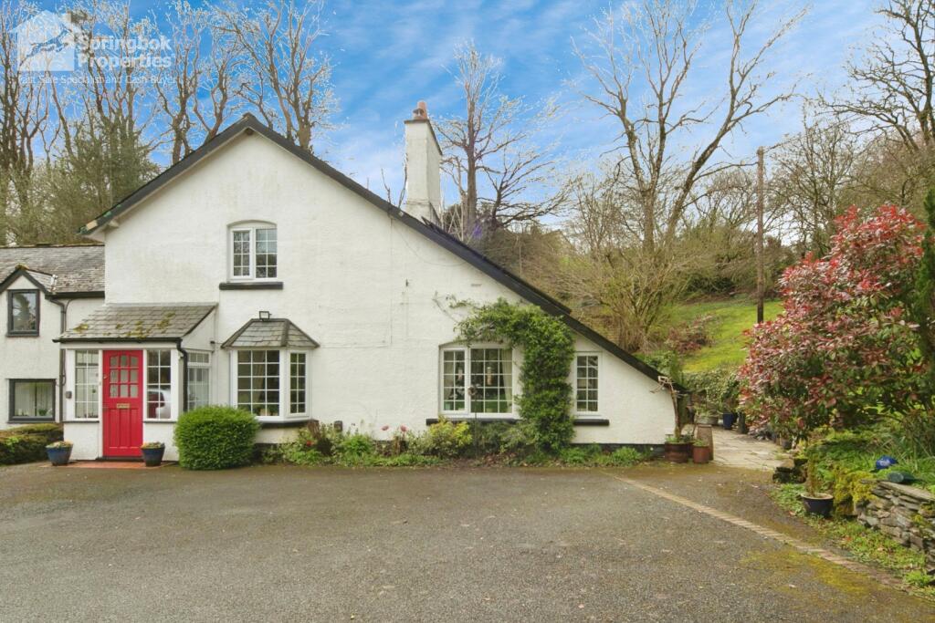 2 bedroom detached house for sale in Pant Y Barcud, Llandderfel, Bala