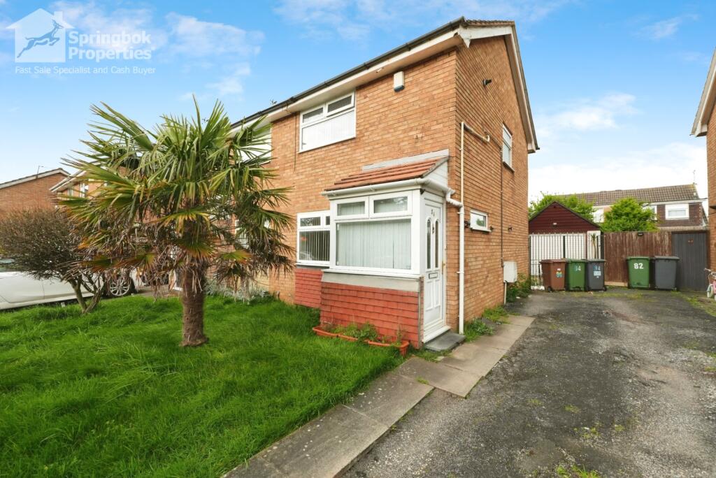 2 bedroom semidetached house for sale in Millhouse Lane, Moreton