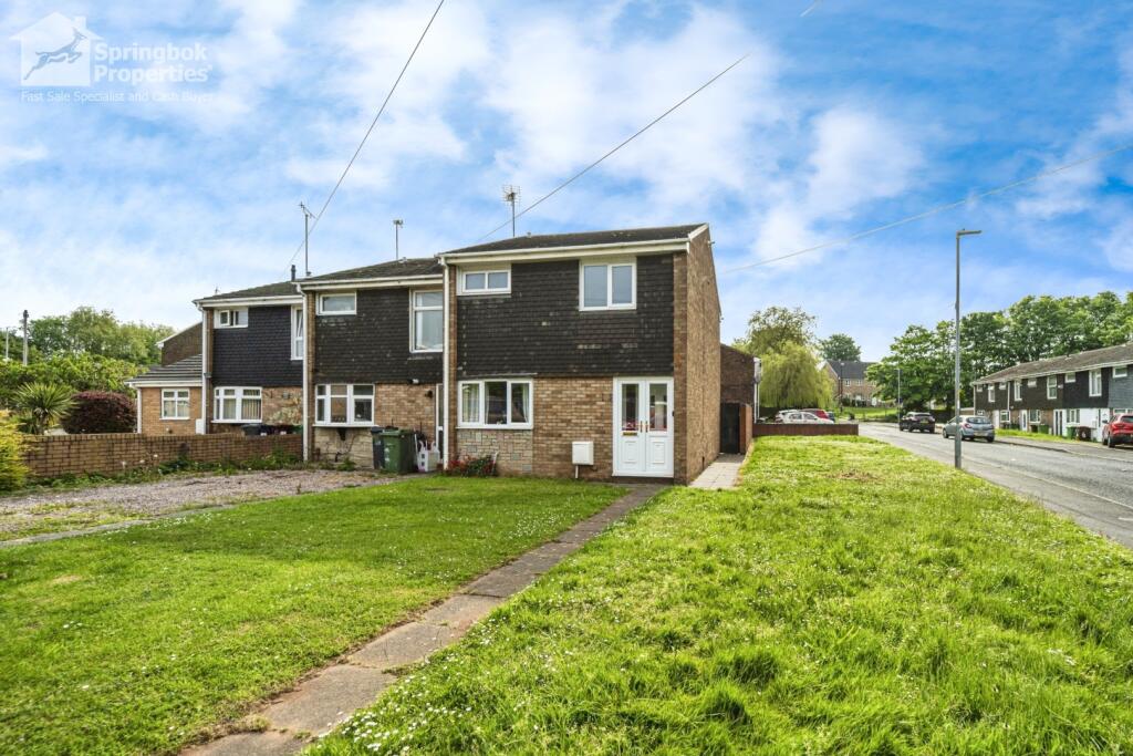 3 bedroom end of terrace house for sale in Johnson Road, Darlaston