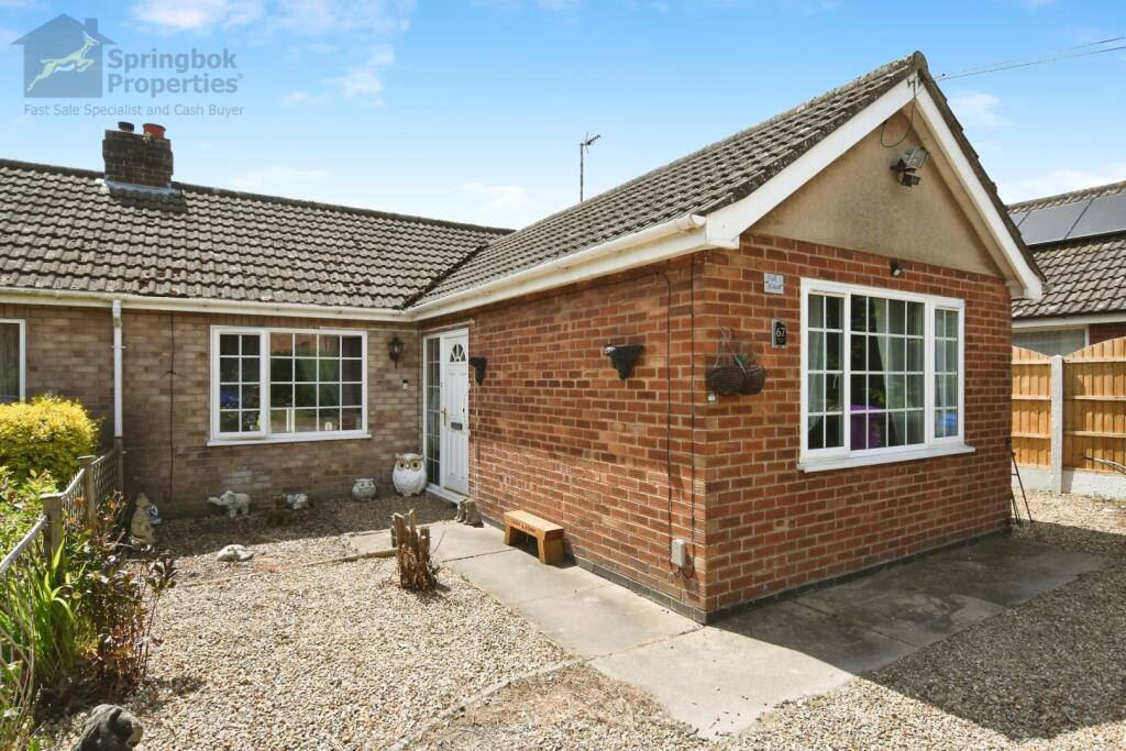 3 bedroom semidetached bungalow for sale in Swineshead Road, Wyberton