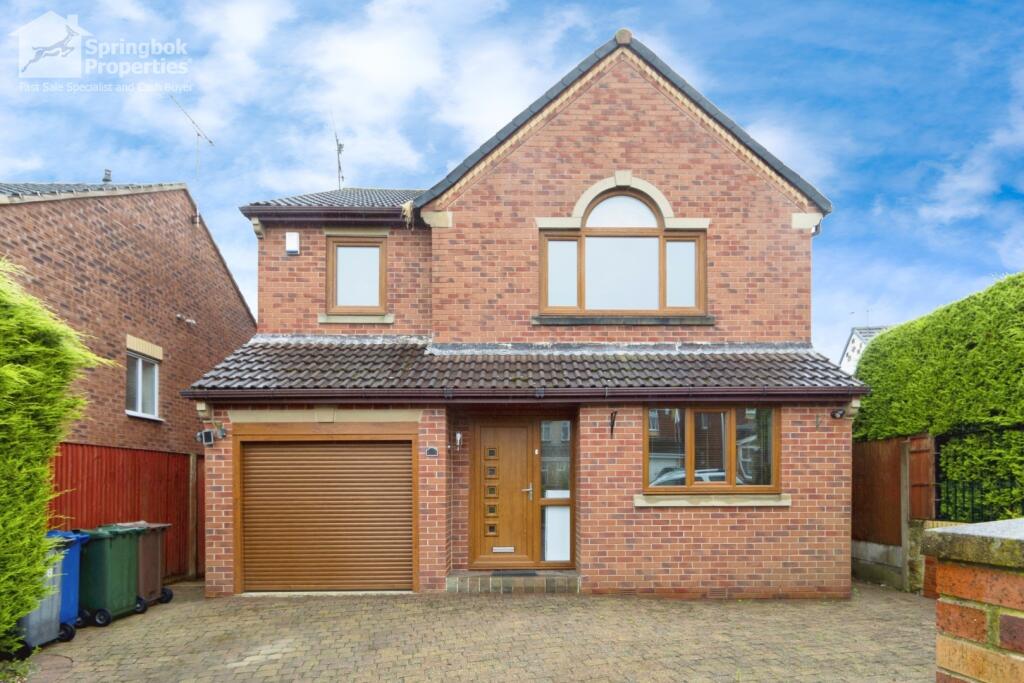 4 bedroom detached house for sale in Rother Croft, Hoyland, Barnsley