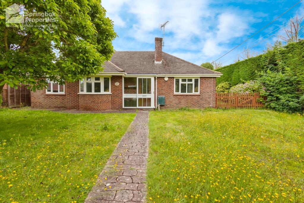 3 bedroom detached bungalow for sale in Westergate Street, Woodgate