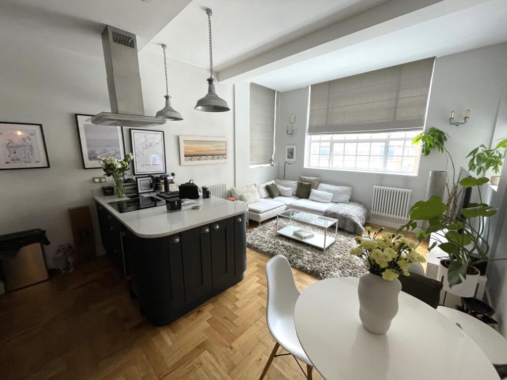 Additional property image - 150 Great Charles Street, Queensway, Birmingham, West Midlands