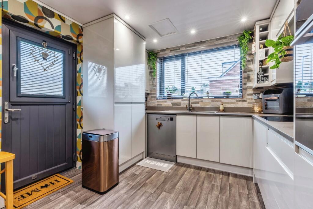 Additional property image - Roman Road, Blackburn, Lancashire