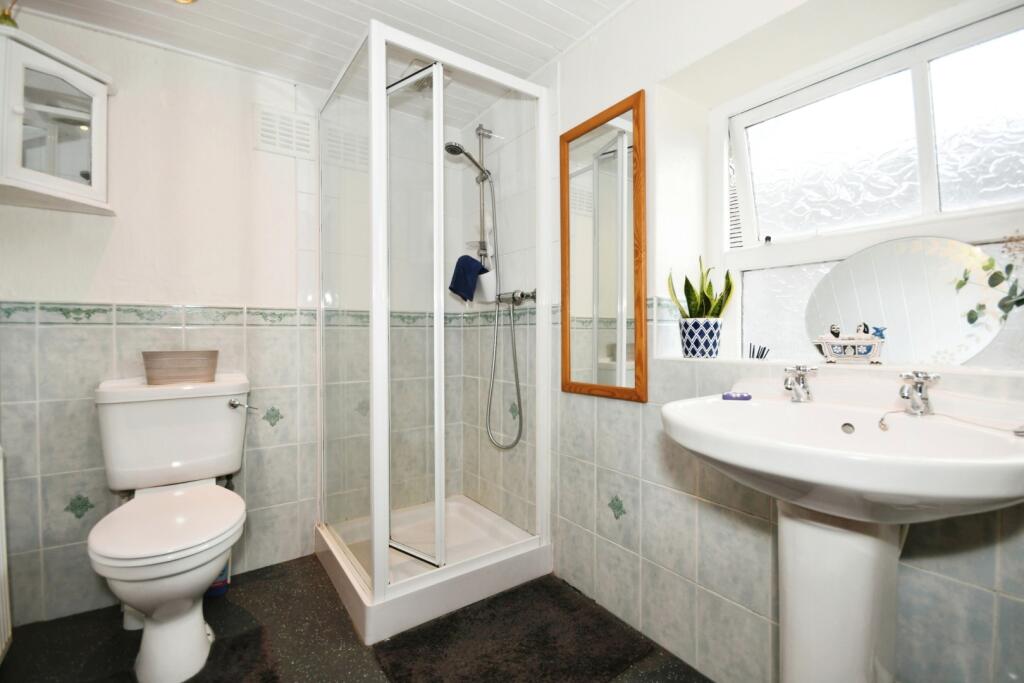 Additional property image - Matlock Road, Alfreton, Brackenfield, Derbyshire