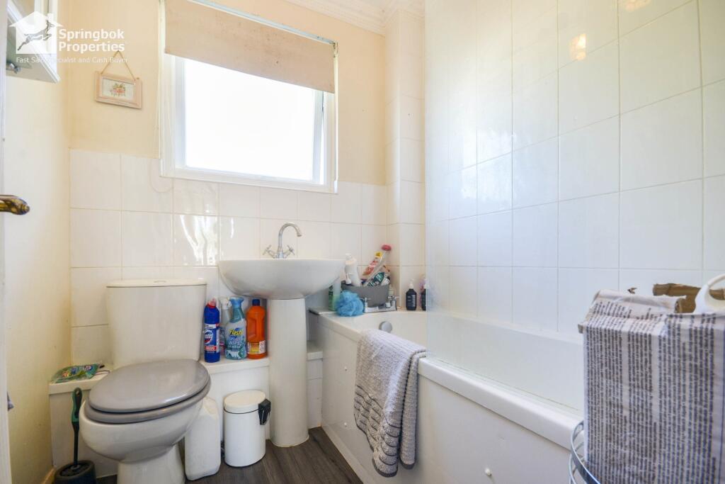 Additional property image - The Mount, Ringwood, Hampshire