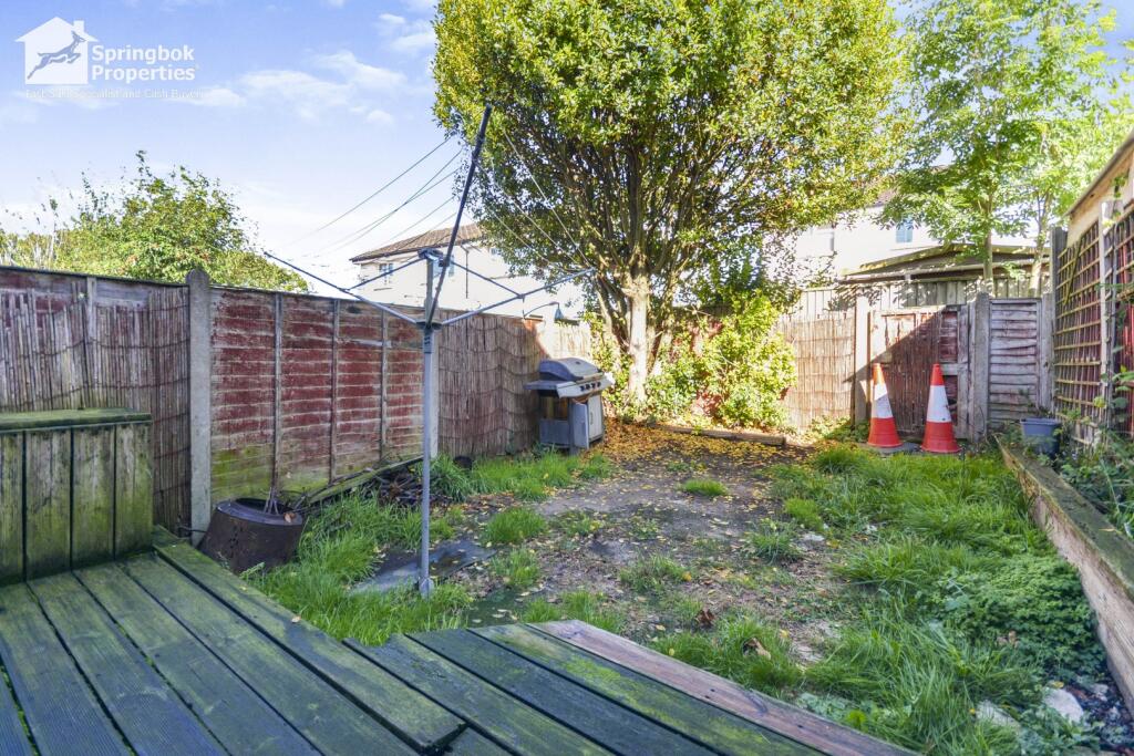 Additional property image - The Mount, Ringwood, Hampshire