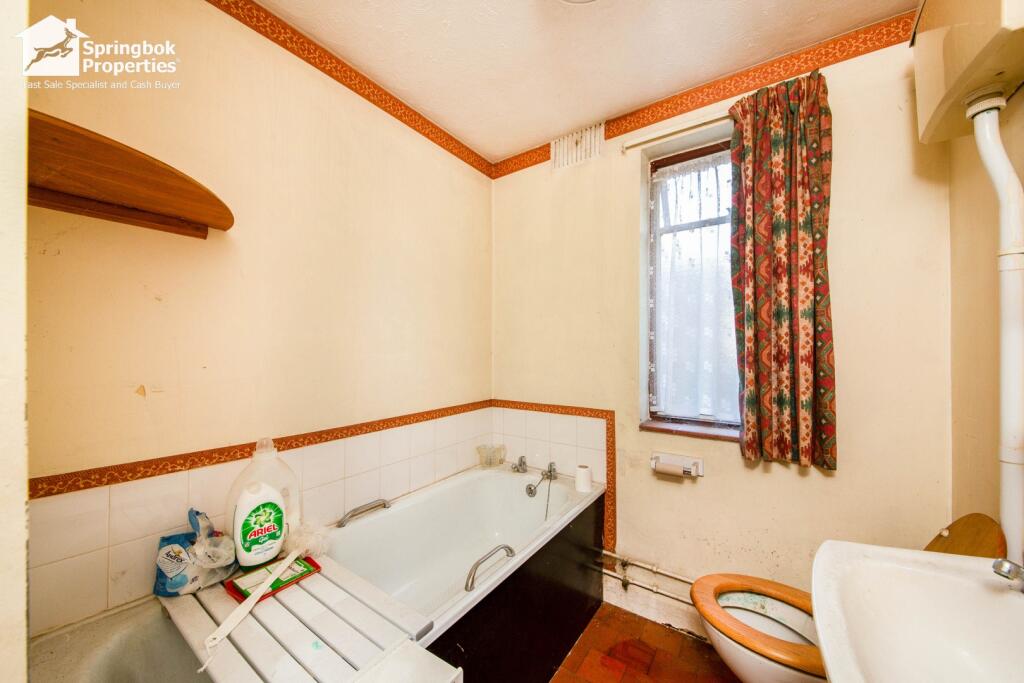 Additional property image - Langton Avenue, Chelmsford, Essex