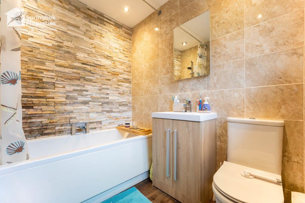 Additional property image - Dalefords Lane, Northwich, Cheshire