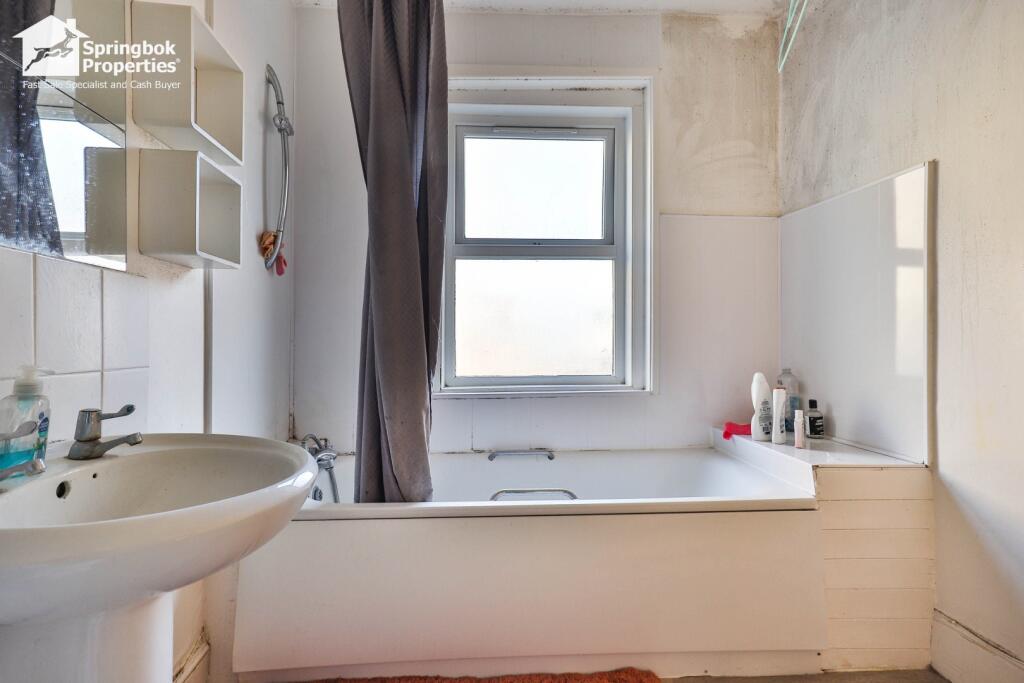 Additional property image - Elwyn Road, Bournemouth, Dorset