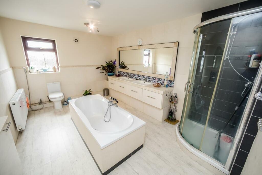 Additional property image - Scarlet Heights, Queensbury, Bradford, Yorkshire