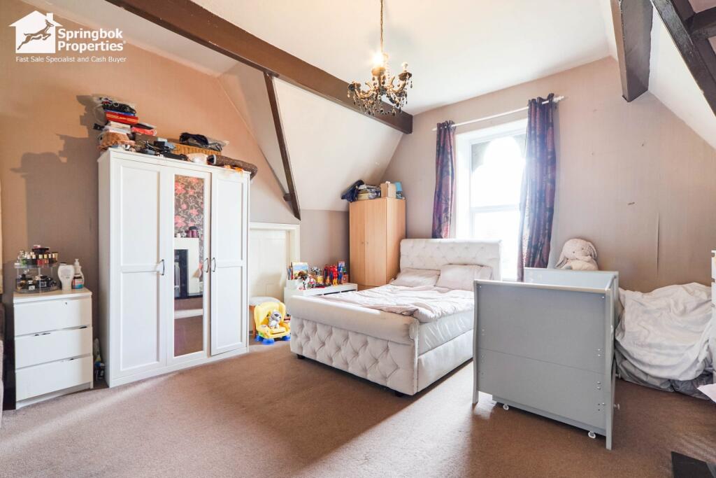 Additional property image - Selborne Villas, Bradford, West Yorkshire