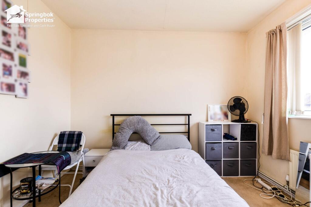 Additional property image - Coniston Avenue, Farnworth, Bolton, Lancashire