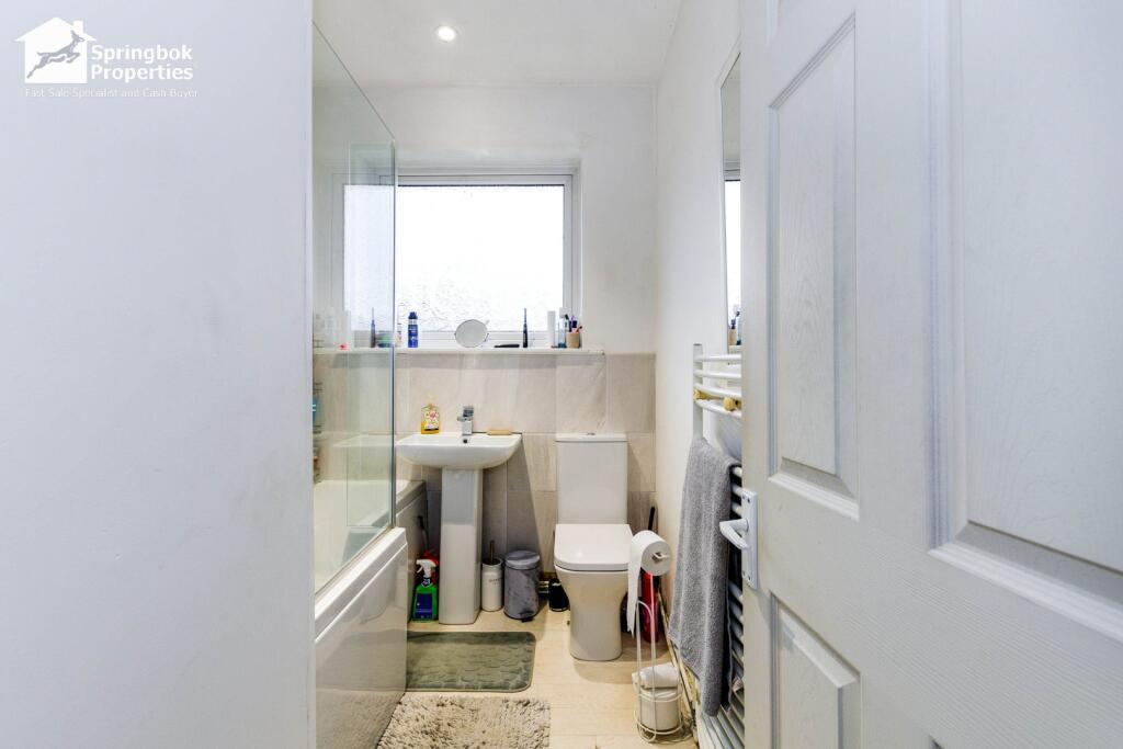 Additional property image - Coniston Avenue, Farnworth, Bolton, Lancashire