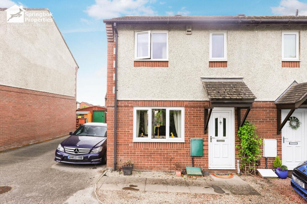 3 bedroom semi-detached house